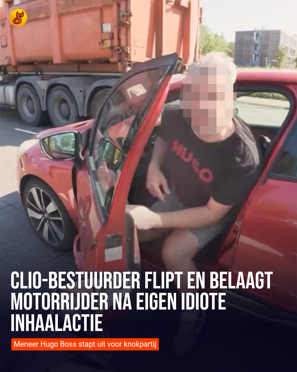 Clio-bestuurder flipt en belaagt motorrijder na eigen idiote inhaalactie