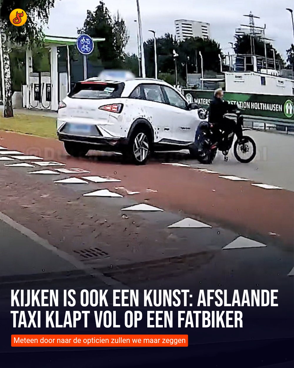 Kijken is ook een kunst: afslaande taxi klapt vol op een fatbiker