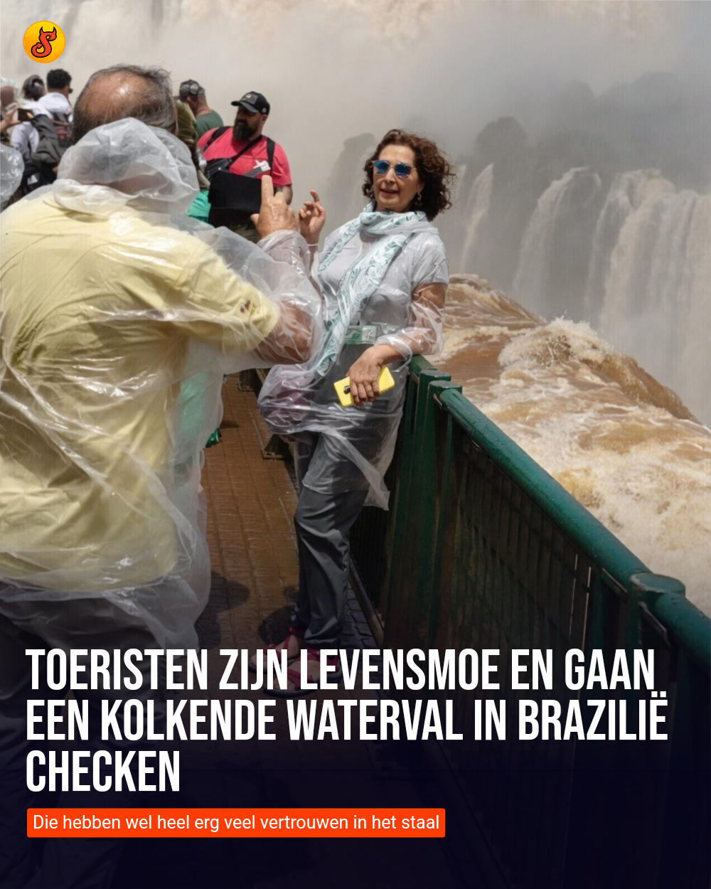 Toeristen zijn levensmoe en gaan een kolkende waterval in Brazilië checken