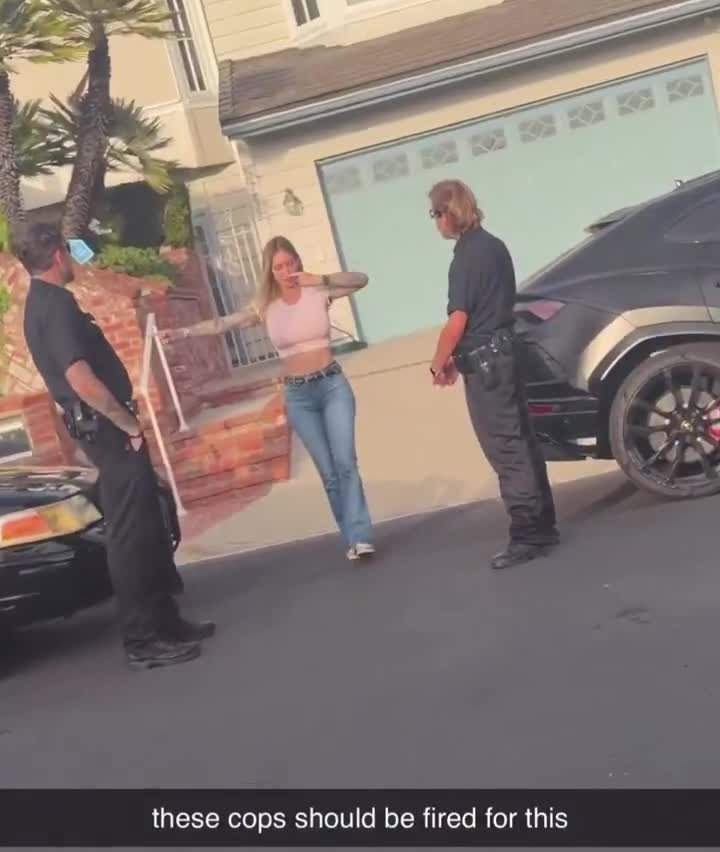 Deze agenten moeten ontslagen worden!