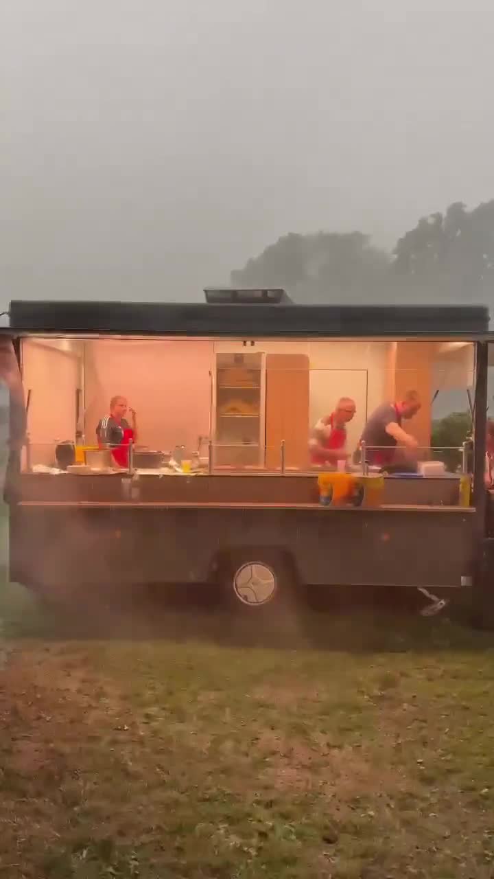 Een currywurst graag