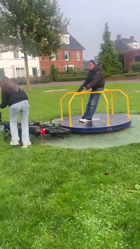 Hierom is een speeltuin voor kinderen