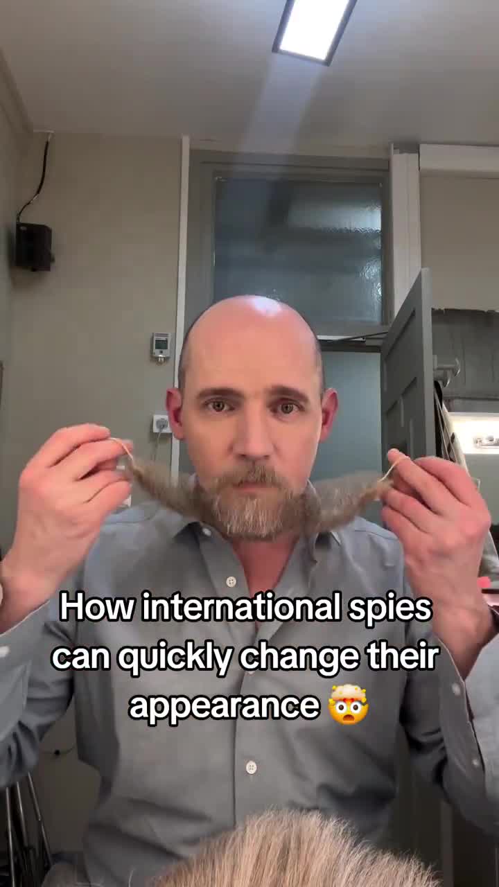 Hier zie je hoe snel internationale spionnen hun uiterlijk kunnen veranderen