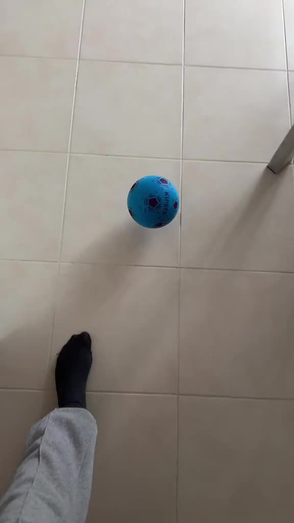 Een potje voetballen met je vriendin