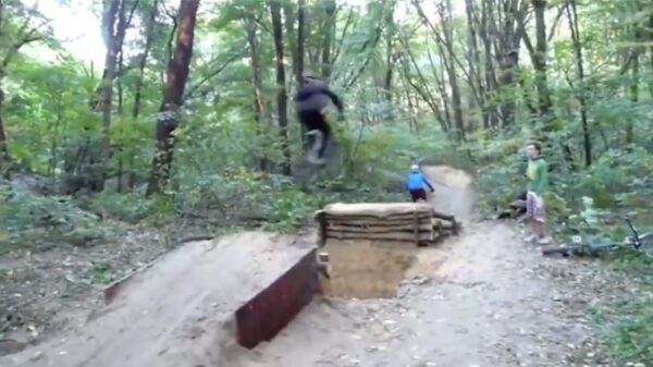 Het zondagse BMX-ritje eindigde compleet in de kreukels