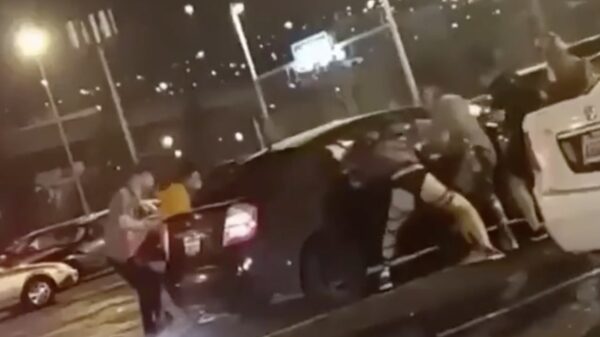 Als je een huisfeestje geeft maar in een auto woont