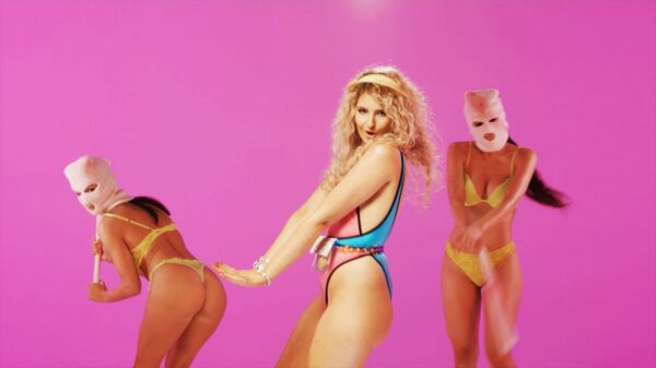 De muzikale monsterhit van de week: Fabiola - Alles Designer