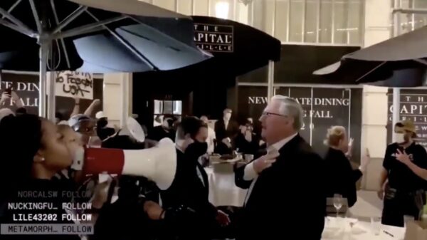 Een gezellig avondje uit eten compleet verziekt door groepje BLM-demonstranten