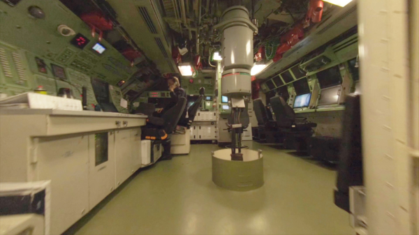 Dankzij deze dronebeelden kunnen we aan boord van een Nederlandse onderzeeër kijken