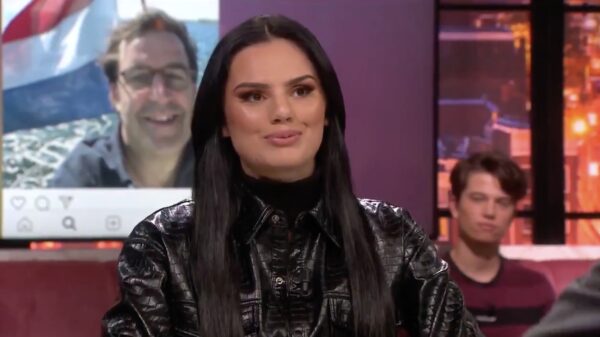 Vind een vriendin die hetzelfde naar jou kijkt als Famke Louise naar Diederik Gommers