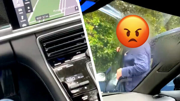 Vrouw beukt lekker met haar deur tegen Lamborghini van Enzo Knol