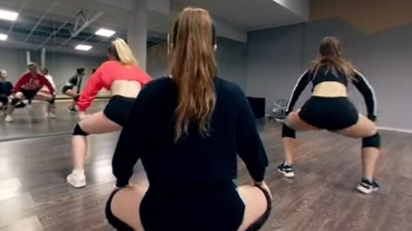 Sluit de dag eens af met een 360-graden twerksessie