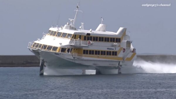 In Japan knal je met een Boeing 929 op hoge snelheid naar de overkant