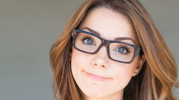 Vrouwen met brillen zijn verdomd sexy (17)