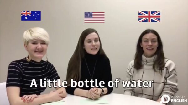 Zeg eens: "A little bottle of water"