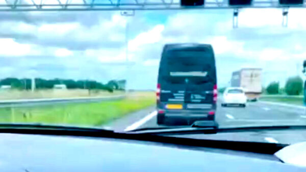 Zo zorg je ervoor dat die hardnekkige linksrijders van baan wisselen