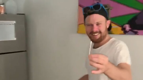 Dit is waarom je geen coronatest bij jezelf moet doen