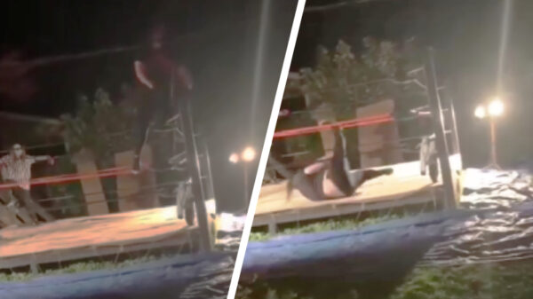 Amateurworstelaar vouwt zijn benen nogal onnatuurlijk de verkeerde kant op