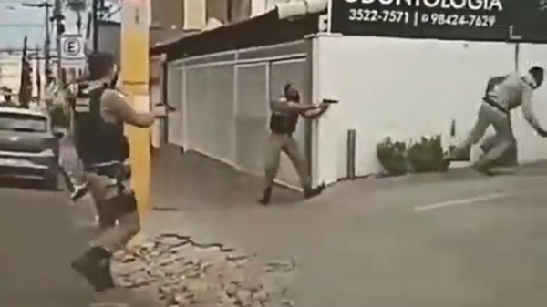 Braziliaanse crimineel gooit er een dikke move uit om een arrestatie te voorkomen