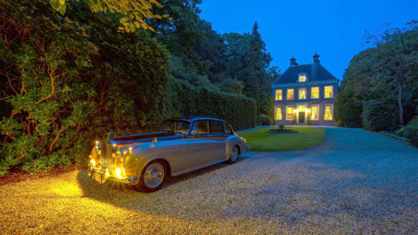 Voor slechts €7.500.000 ben jij de nieuwe buurman van Beatrix