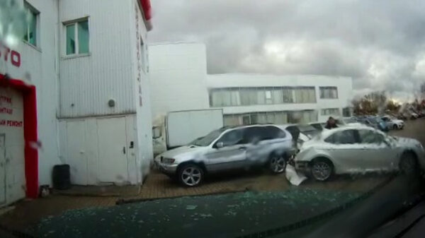 Ook al onhandig als je stevig gezopen hebt: een rondje door de wasstraat