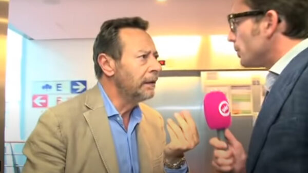 Ach gut: Europarlementariërs moeten hun dagvergoeding inleveren, arme sloebers piswoest