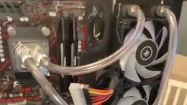 Yes, mijn watergekoelde build is eindelijk klaar