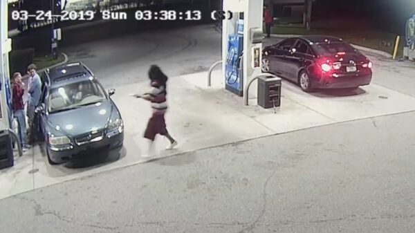 Overvaller blijkt niet opgewassen tegen groepje springbreakende studenten