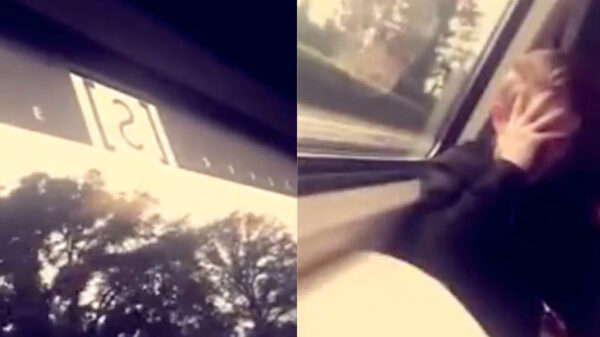 Ondertussen in de stiltecoupé: HERRESSSS!