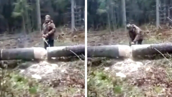 Morgûh, hij staat weer!