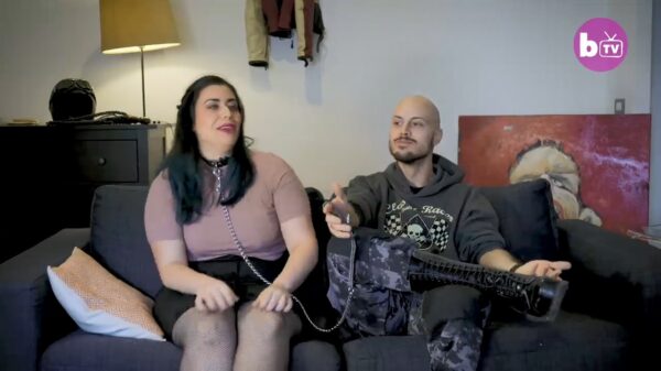 Italiaanse sadist gebruikt zijn onderdanige vriendin heel de dag door als slavin