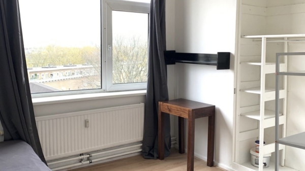 Unieke kans in Amsterdam: royaal appartement van 9m² zonder douche en keuken voor slechts €100.000