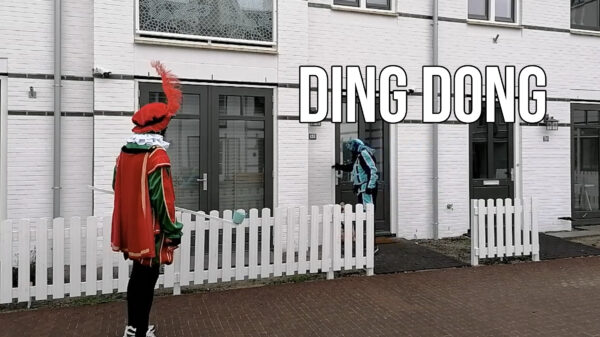 Pro-Zwarte Pieten zoeken Akwasi thuis op om een 'statement' te maken