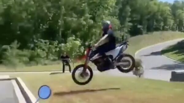 Wedden dat ik dit heuveltje met gemak kan hebben!?