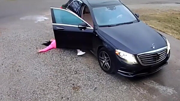 Pas op, gladde oprit