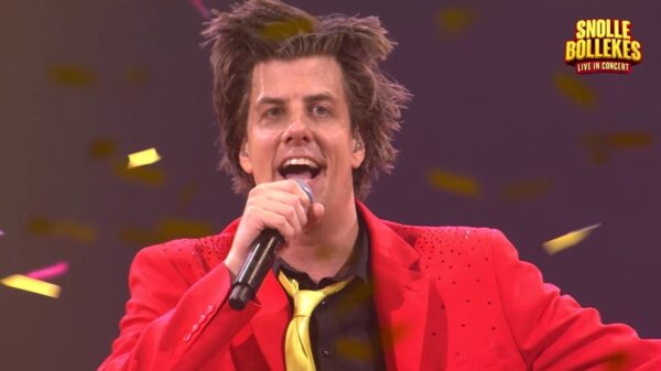 Snollebollekes laat 30.000 man in het Gelredome van links naar rechts springen