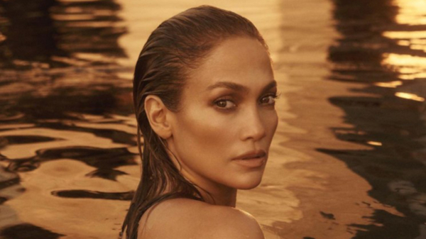 Lekker hoor: Jennifer Lopez in Eva-kostuum op cover van nieuwe single