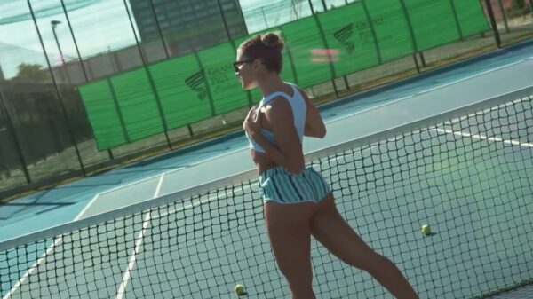 Stuiterende Nastya Nass bevindt zich dit weekend op de tennisbaan