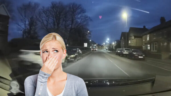 VRÔÔÔÔT. Deze lolbroek weet preciés hoe hij zijn vrouw de mond snoert