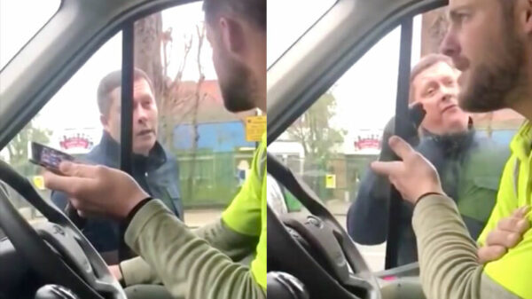 Klop klop. Wat sta je hier nou te staan jonge?  Wegwezen, mafkees!