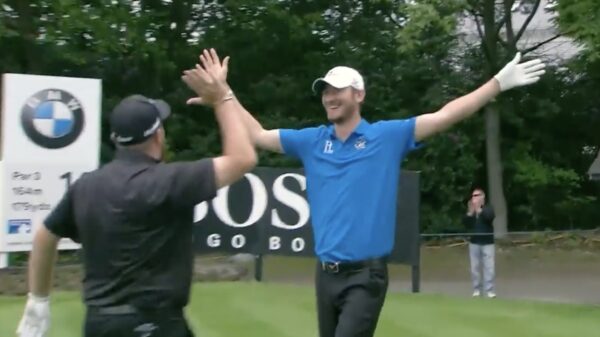 14 golfers die dankzij een hole-in-one een dikke BMW wonnen