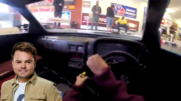 We kruipen met Roel van Velzen achter het stuur om een rondje te driften