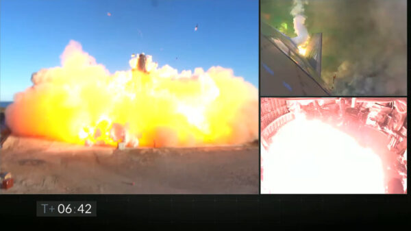 SpaceX-raket doet BOEM tijdens landing en verandert in een miljard stukjes