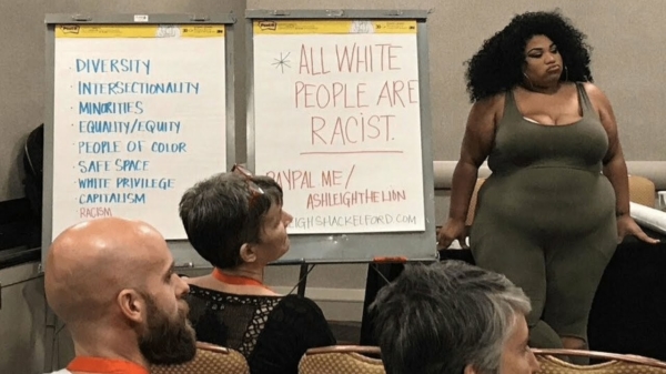 Ashleigh Shackelford in 2017: "Alle blanke mensen zijn racistisch"