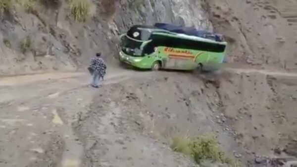 Buschauffeur kan na krap bochtje zijn onderbroek verschonen