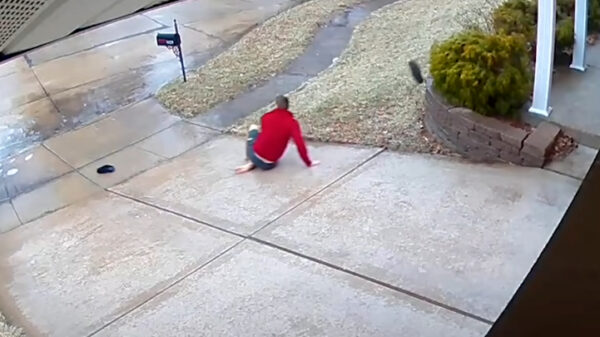 Ozzy Man reviewt weer een heerlijke lading CCTV-beelden