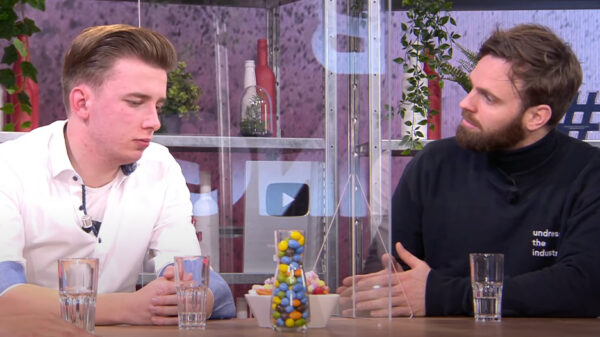 Tim Hofman vs SGP'er: waarom mogen kerken en moskeeën wél openblijven?