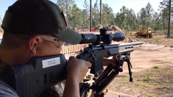 Met deze "steadycam" voor geweren schiet je nóg preciezer je vijand kapot