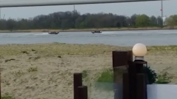 Speedboten klappen vol op elkaar in België: 20 Nederlanders gewond