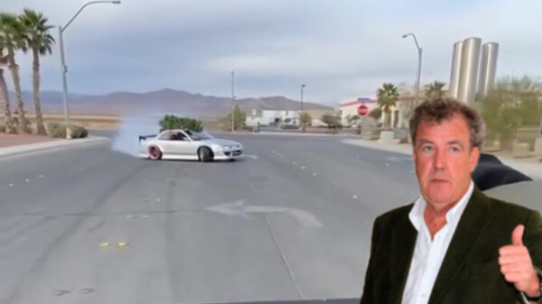 De kerstboom thuisbrengen gaat overdwars ook prima